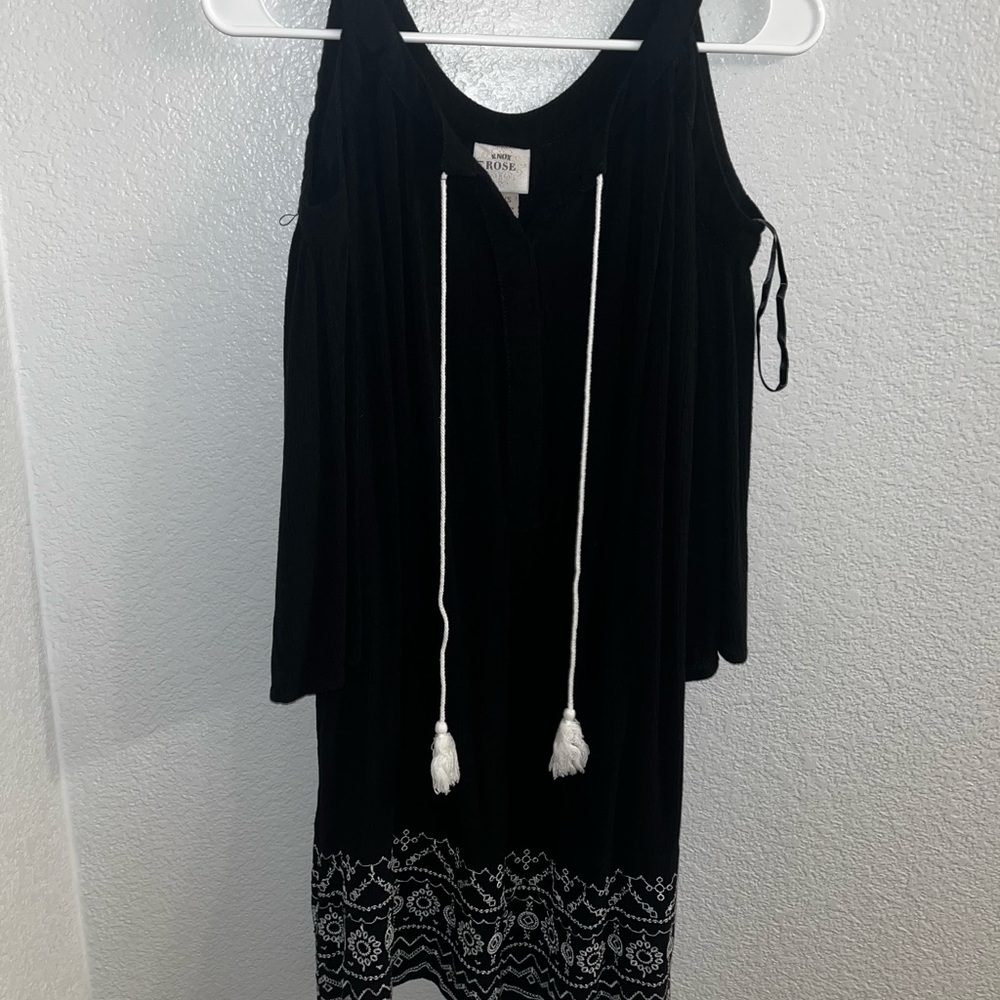 Open shoulder black dress